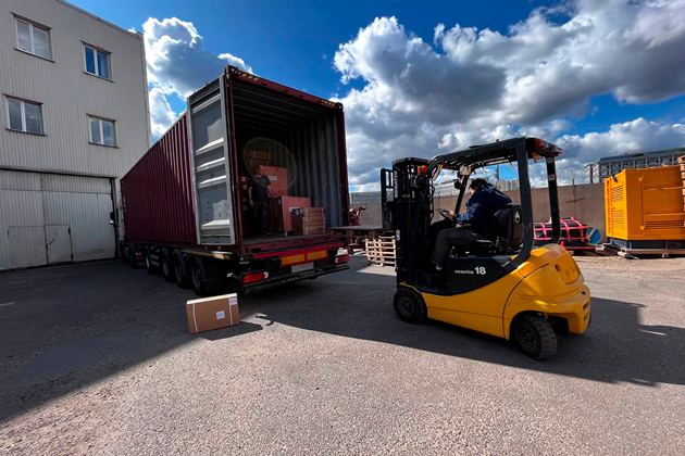 Postuplenie_novoy_produktsii_na_sklad_v_Moskve