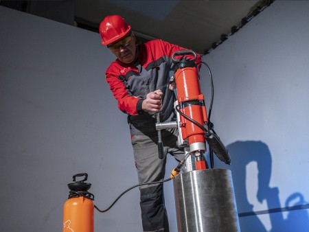 Двигатель для алмазного бурения VOLL INDUSTRIAL VDM 33L, применение